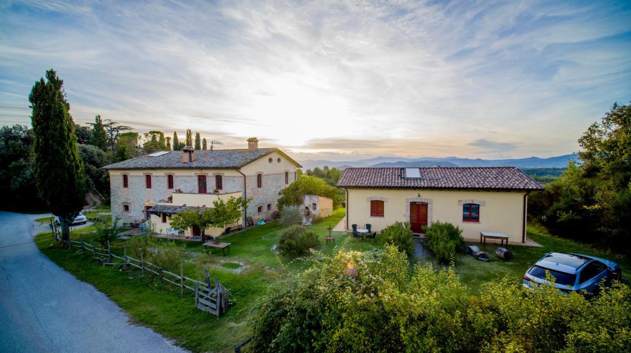 Agriturismo Il Sarale - Umbria チッタ・ディ・カステッロ エクステリア 写真