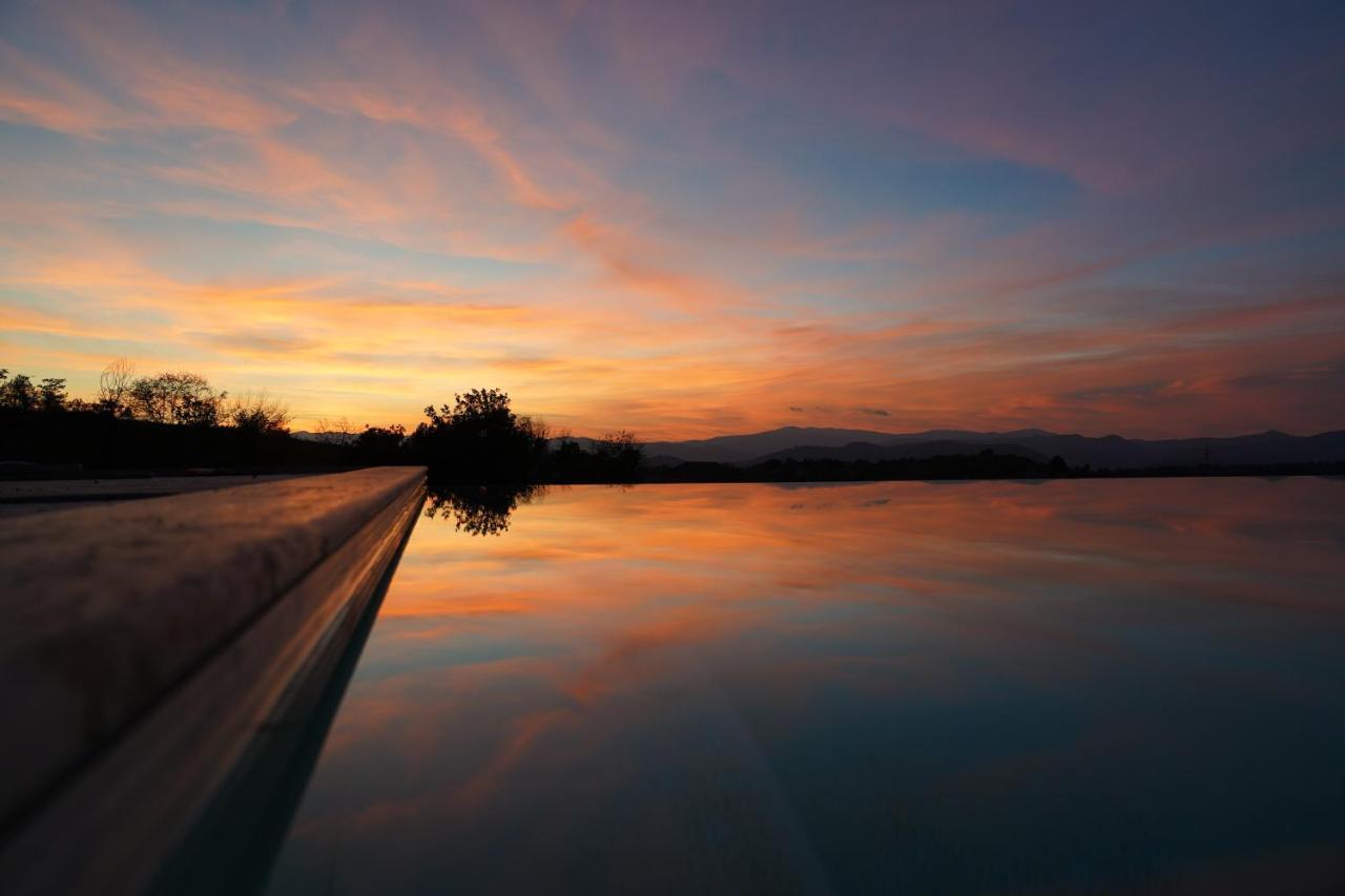 Agriturismo Il Sarale - Umbria チッタ・ディ・カステッロ エクステリア 写真